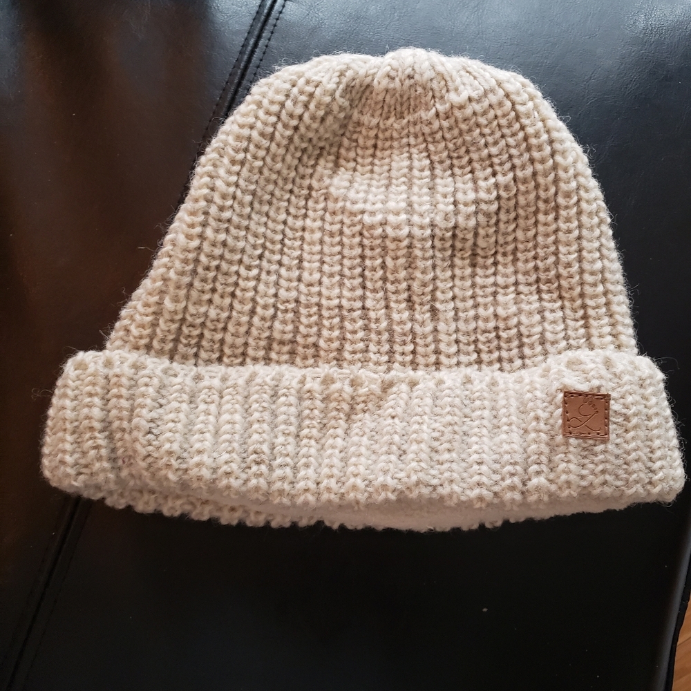 100% Wool Cozy Cream Knit Beanie Fit Most
